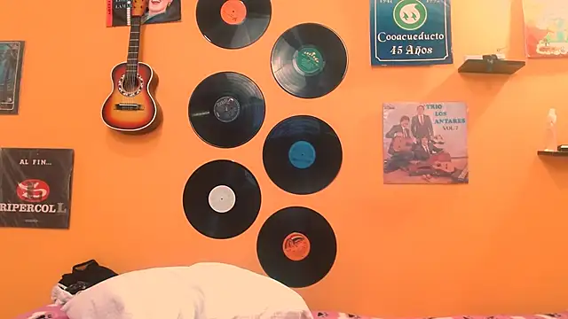 meisevil77 online show from 4, 11, 2025