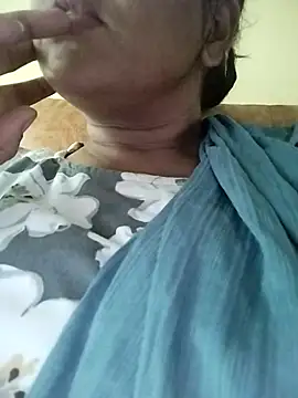 Snapshot of Monika_Telugu_Girl chatting on 14, 10, 2025 Monika Telugu Girl online show from 14, 10, 2025