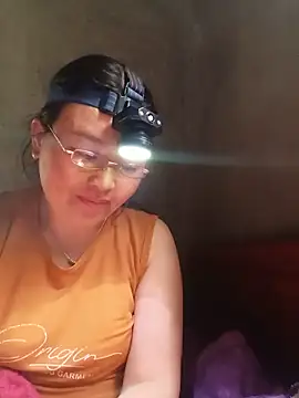Snapshot of mptan73 chatting on 11, 5, 2026 mptan73 online show from 11, 5, 2026