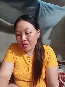 Snapshot of mptan73 chatting on 8, 5, 2026 mptan73 online show from 8, 5, 2026