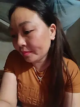 Snapshot of mptan73 chatting on 9, 5, 2026 mptan73 online show from 9, 5, 2026