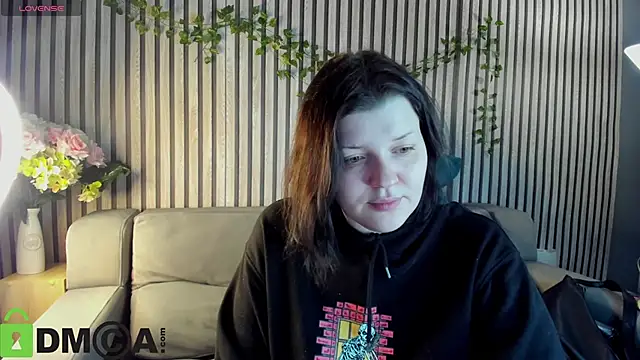 Michele Greenn online show from 3, 12, 2025