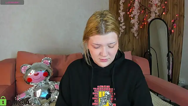 Michele Greenn online show from 27, 3, 2026