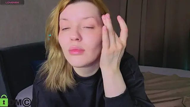 Michele Greenn online show from 15, 4, 2026