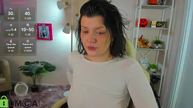 Michele Greenn online show from 23, 11, 2025