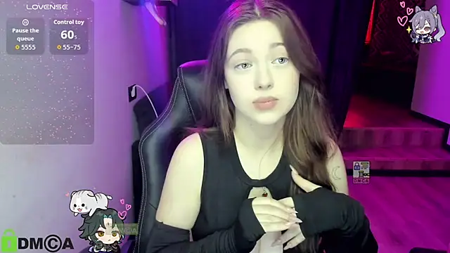 Snapshot of AmourLily chatting on 16, 10, 2025 AmourLily online show from 16, 10, 2025