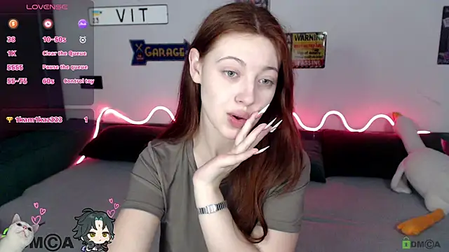 Snapshot of AmourLily chatting on 4, 7, 2026 AmourLily online show from 4, 7, 2026