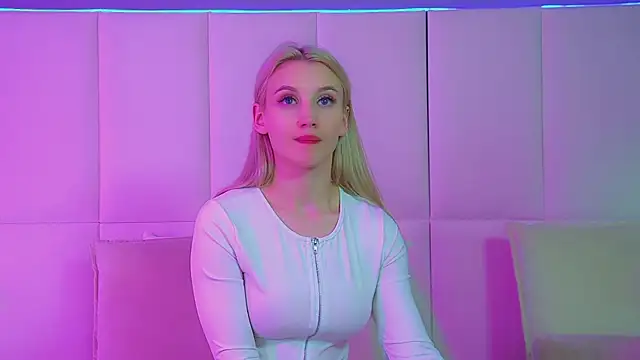 StacyEvances online show from 23, 9, 2025