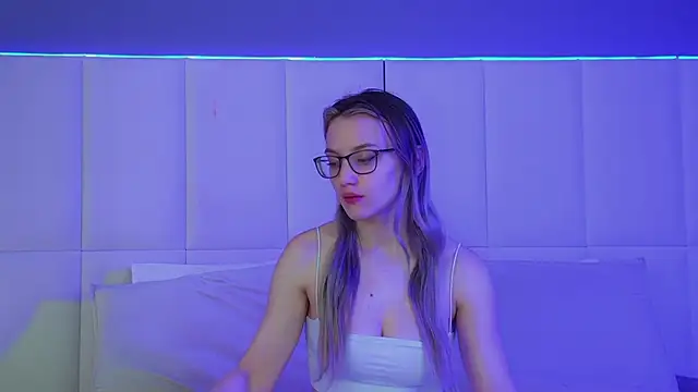 StacyEvances online show from 24, 11, 2025