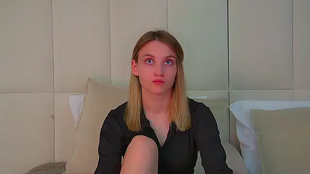StacyEvances online show from 30, 6, 2026