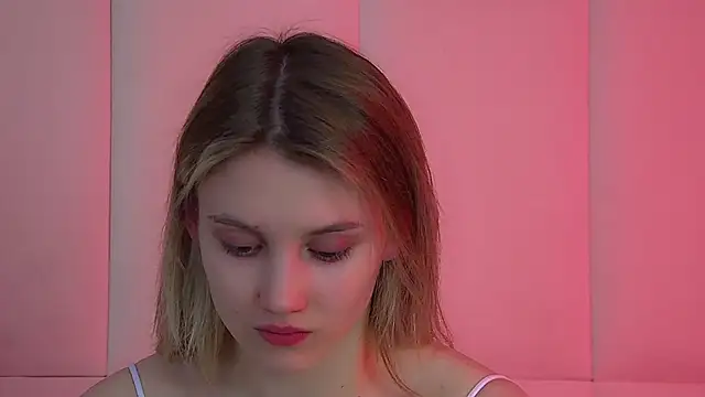 StacyEvances online show from 28, 2, 2026