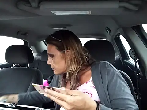 SparklesB1tch online show from 20, 11, 2025