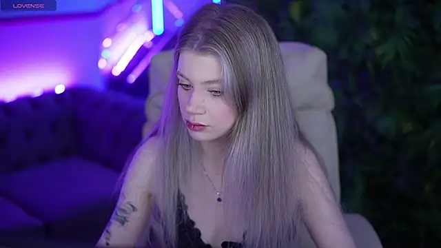SandyLayy online show from 18, 5, 2026