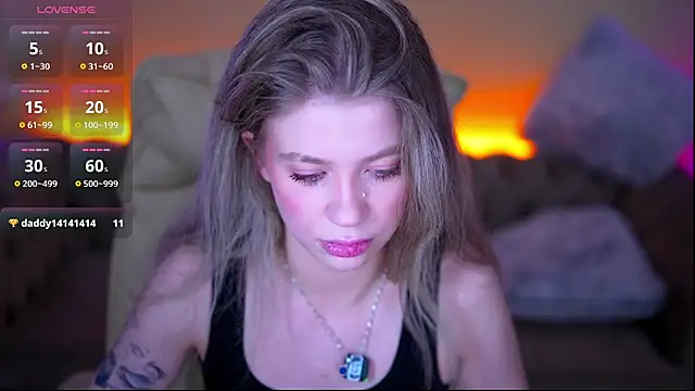 SandyLayy online show from 11, 6, 2026