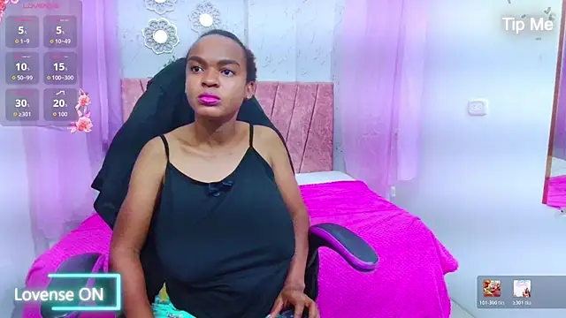 mia  thomson  online show from 4, 4, 2026