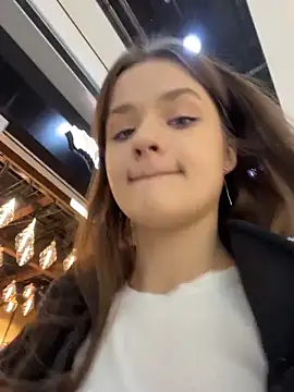 Snapshot of KittyQueeny chatting on 16, 10, 2025 KittyQueeny online show from 16, 10, 2025