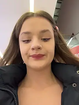 KittyQueeny online show from 18, 12, 2025