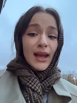 Snapshot of KittyQueeny chatting on 3, 11, 2025 KittyQueeny online show from 3, 11, 2025