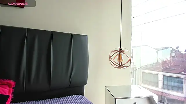 iisabella noa online show from 15, 4, 2026