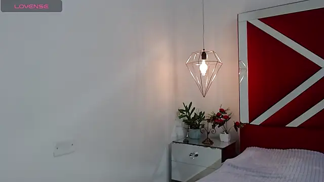 Snapshot of iisabella_noa chatting on 7, 11, 2025 iisabella noa online show from 7, 11, 2025