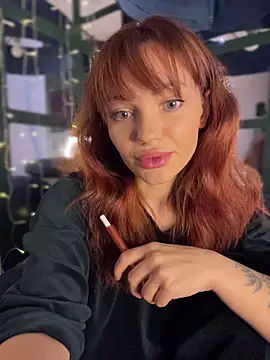 SaraLow online show from 16, 11, 2025