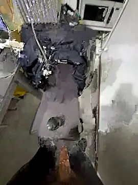 Snapshot of giova17cm chatting on 24, 11, 2025 giova17cm online show from 24, 11, 2025