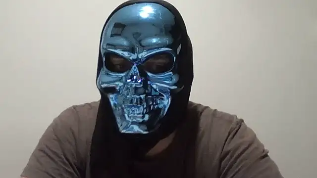 Snapshot of giova17cm chatting on 12, 10, 2025 giova17cm online show from 12, 10, 2025