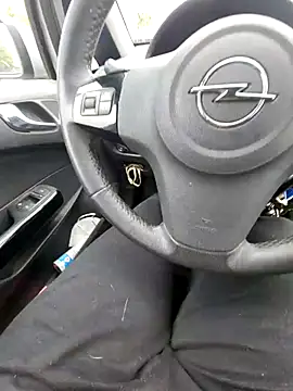 Snapshot of giova17cm chatting on 1, 11, 2025 giova17cm online show from 1, 11, 2025