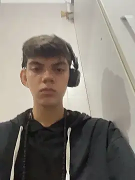 Snapshot of Cos_minn chatting on 10, 11, 2025 Cos minn online show from 10, 11, 2025