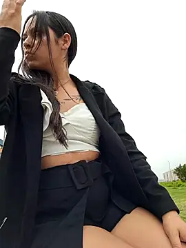 LunaHot 777 online show from 18, 12, 2025