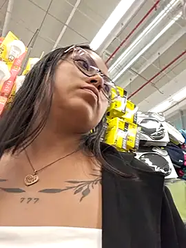 LunaHot 777 online show from 13, 12, 2025