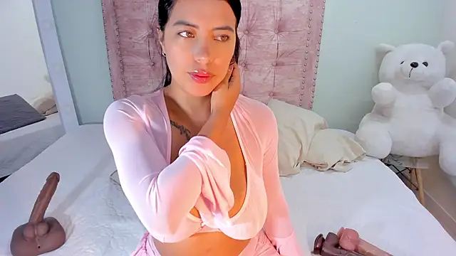 RoseMariee  online show from 11, 11, 2025