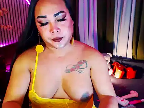 CumFactoryLuna online show from 9, 3, 2026