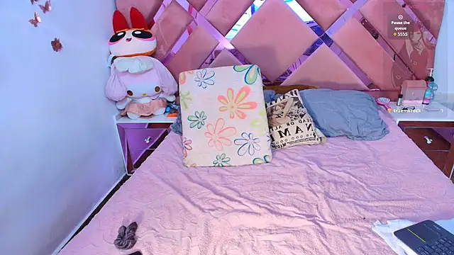 BrittanyBoa online show from 18, 1, 2026