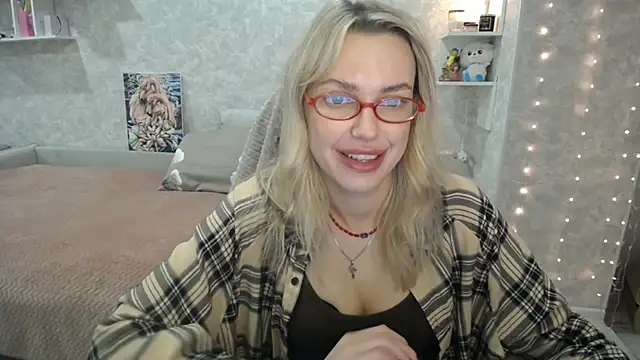 NickyAdamidi online show from 13, 10, 2025