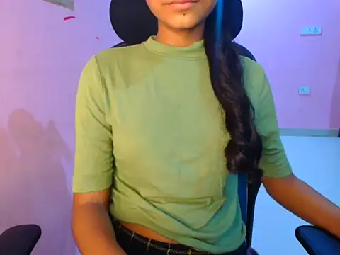 Snapshot of Lipsika07 chatting on 12, 9, 2025 Lipsika07 online show from 12, 9, 2025