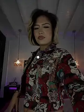 MystiqueXXX online show from 25, 3, 2026