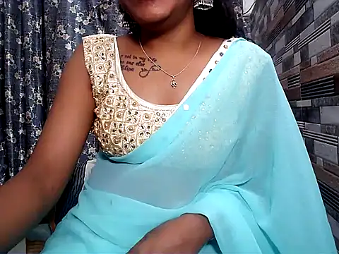 HOT AARVI11 online show from 7, 11, 2025