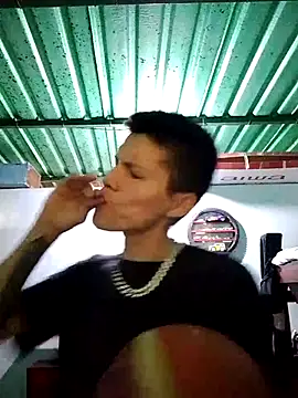 elinnki online show from 5, 12, 2025