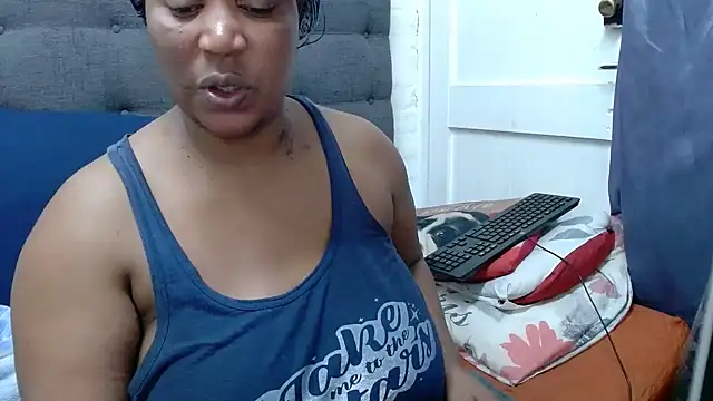 Snapshot of chockclitx5 chatting on 5, 7, 2026 chockclitx5 online show from 5, 7, 2026