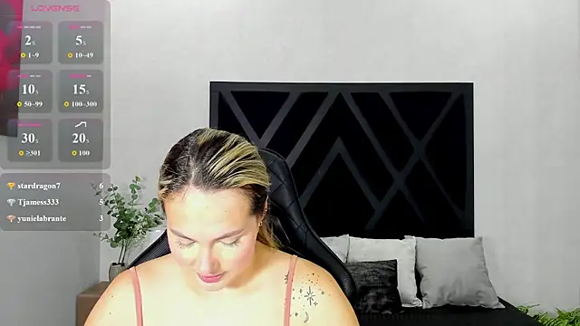 Snapshot of Emmaa_white_ chatting on 16, 7, 2026 Emmaa white online show from 16, 7, 2026