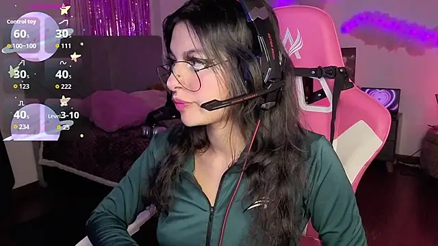 larah uwu online show from 16, 1, 2026