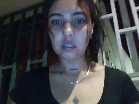 Snapshot of EmmaSplycer02 chatting on 27, 3, 2026 EmmaSplycer02 online show from 27, 3, 2026