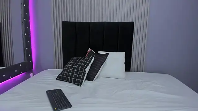 Sex samantha online show from 29, 11, 2025