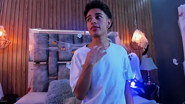 owen  johnson online show from 2, 11, 2025