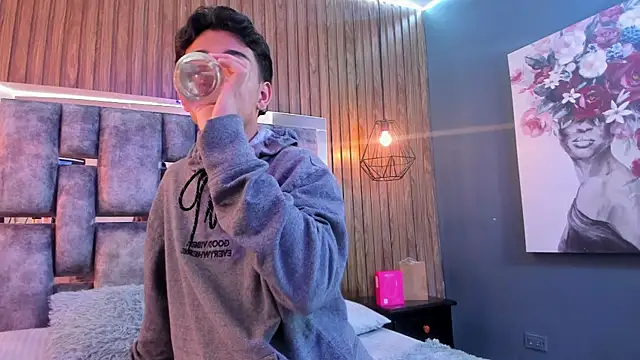 owen  johnson online show from 10, 11, 2025