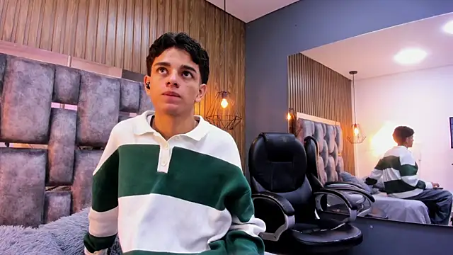 owen  johnson online show from 28, 2, 2026