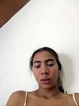 Snapshot of Camila_Martiinez chatting on 8, 10, 2025 Camila Martiinez online show from 8, 10, 2025