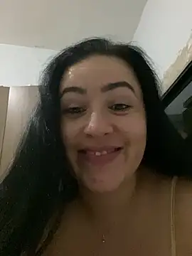 Snapshot of IvettSt_ chatting on 4, 4, 2026 IvettSt online show from 4, 4, 2026