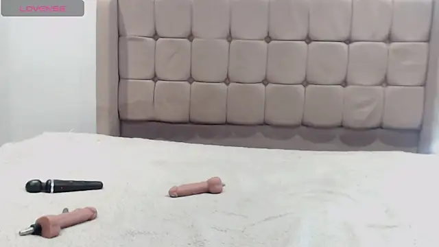 Snapshot of HotAss_Hally chatting on 6, 10, 2025 HotAss Hally online show from 6, 10, 2025